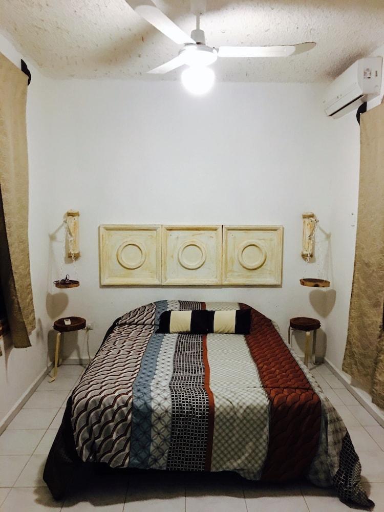 Casa Palmare Hotel 2*